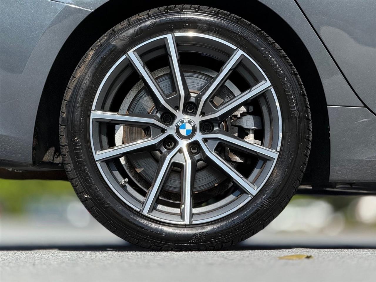 BMW 3 Series  2020