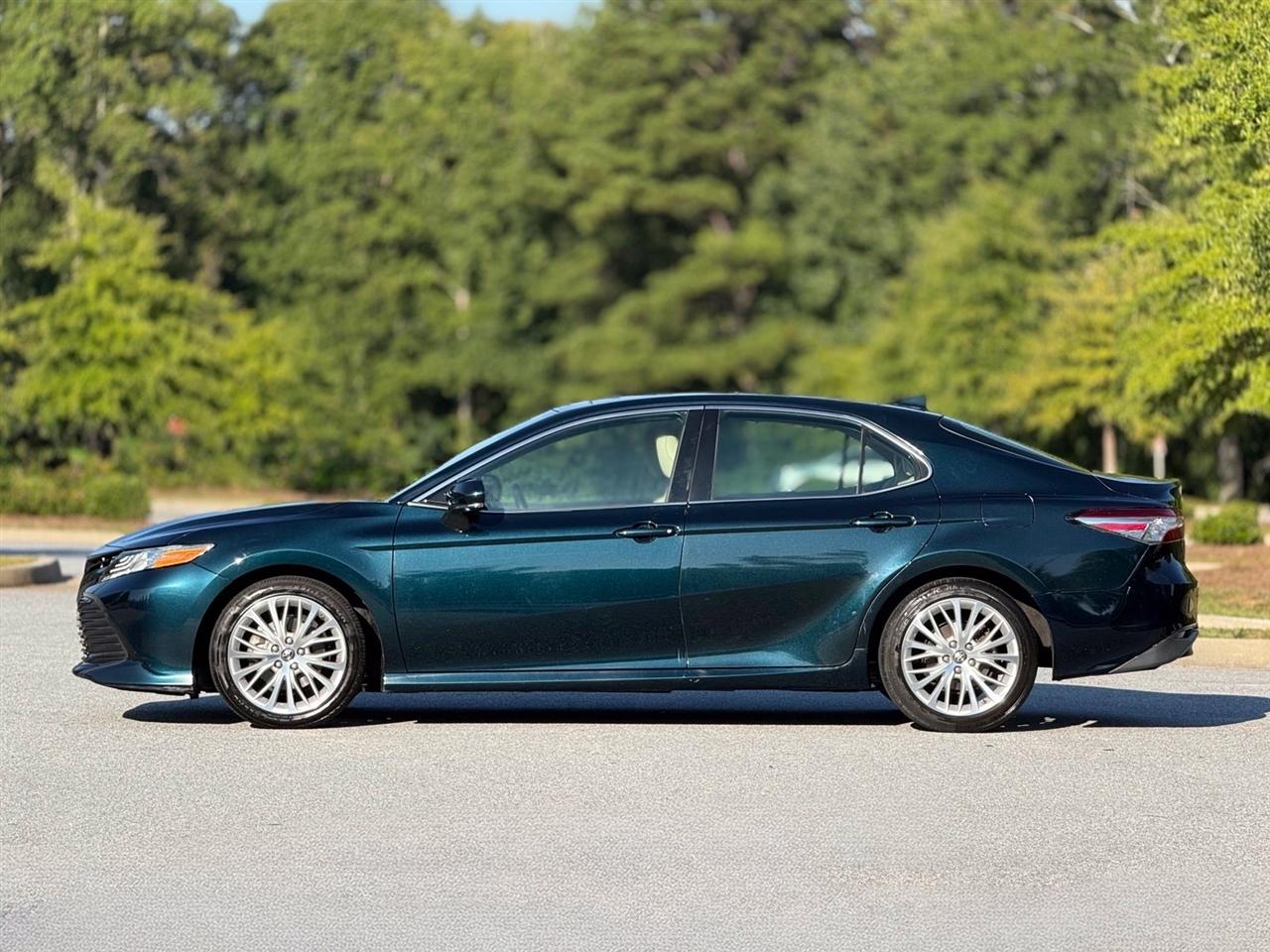 Toyota Camry  2019