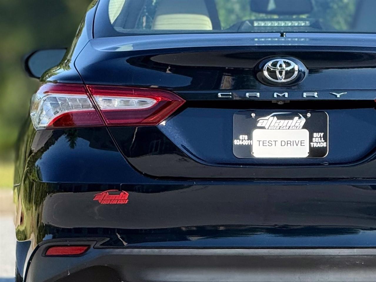 Toyota Camry  2019
