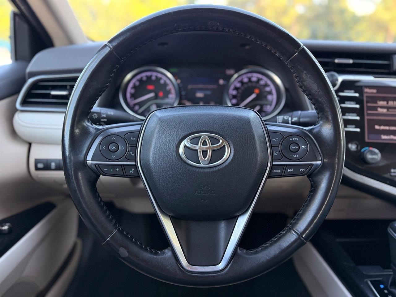 Toyota Camry  2019