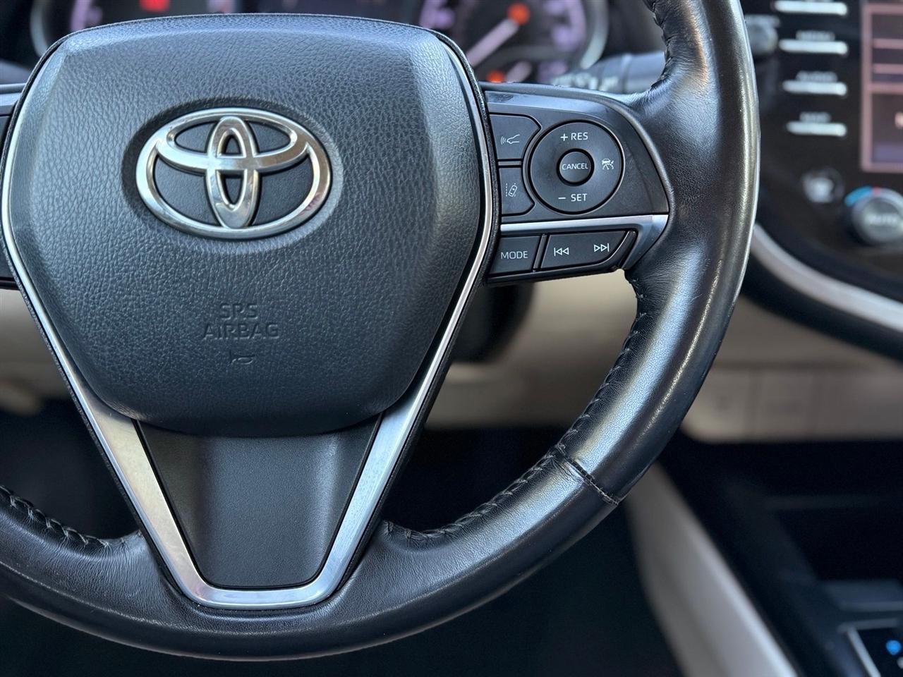 Toyota Camry  2019