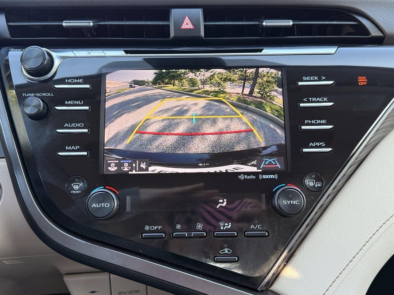 Toyota Camry  2019