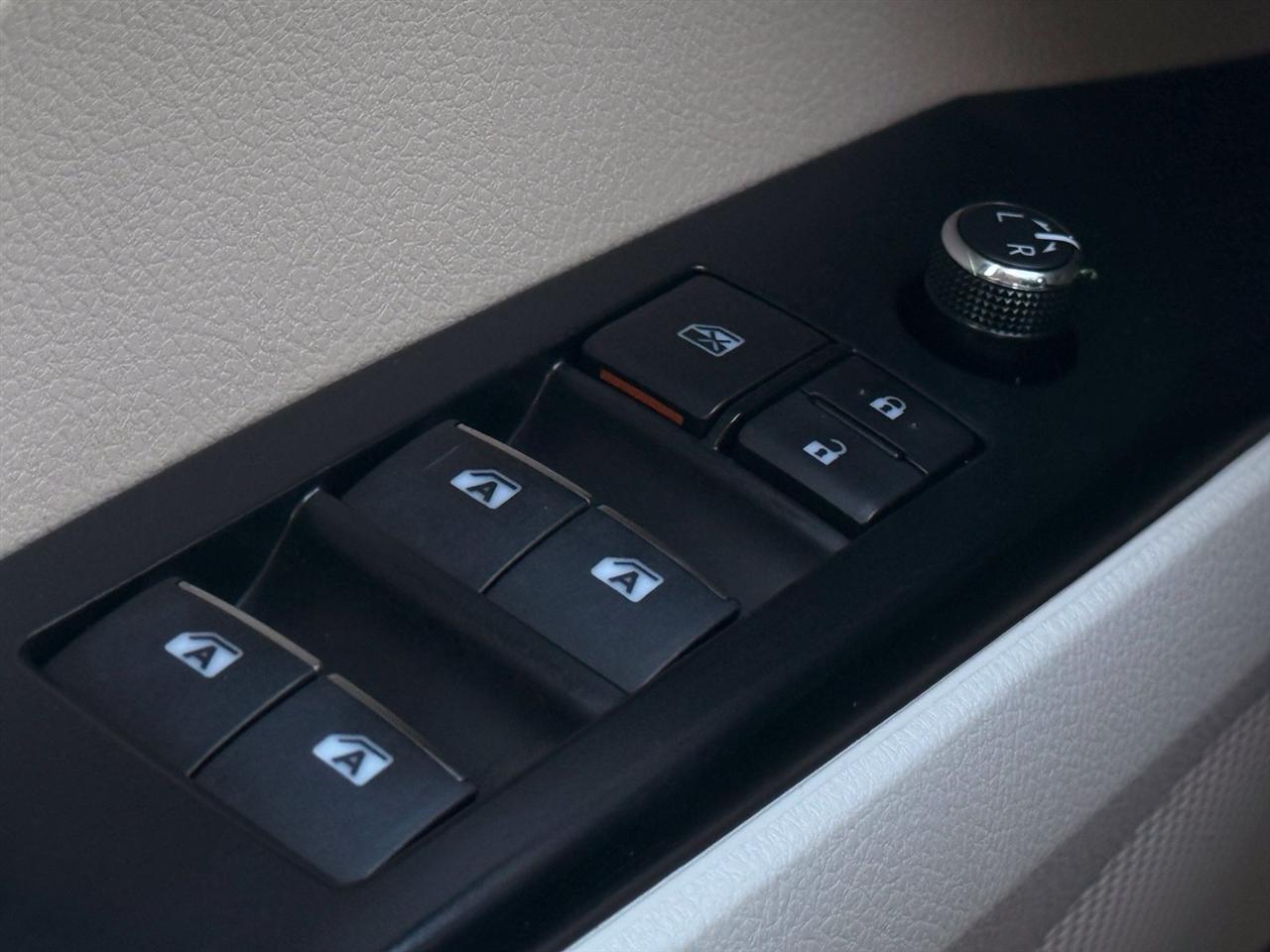 Toyota Camry  2019