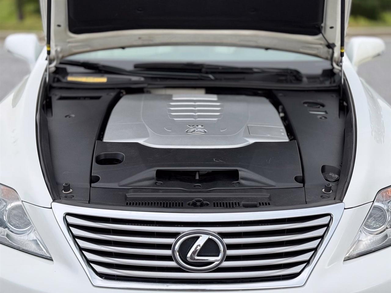 Lexus LS photo 50