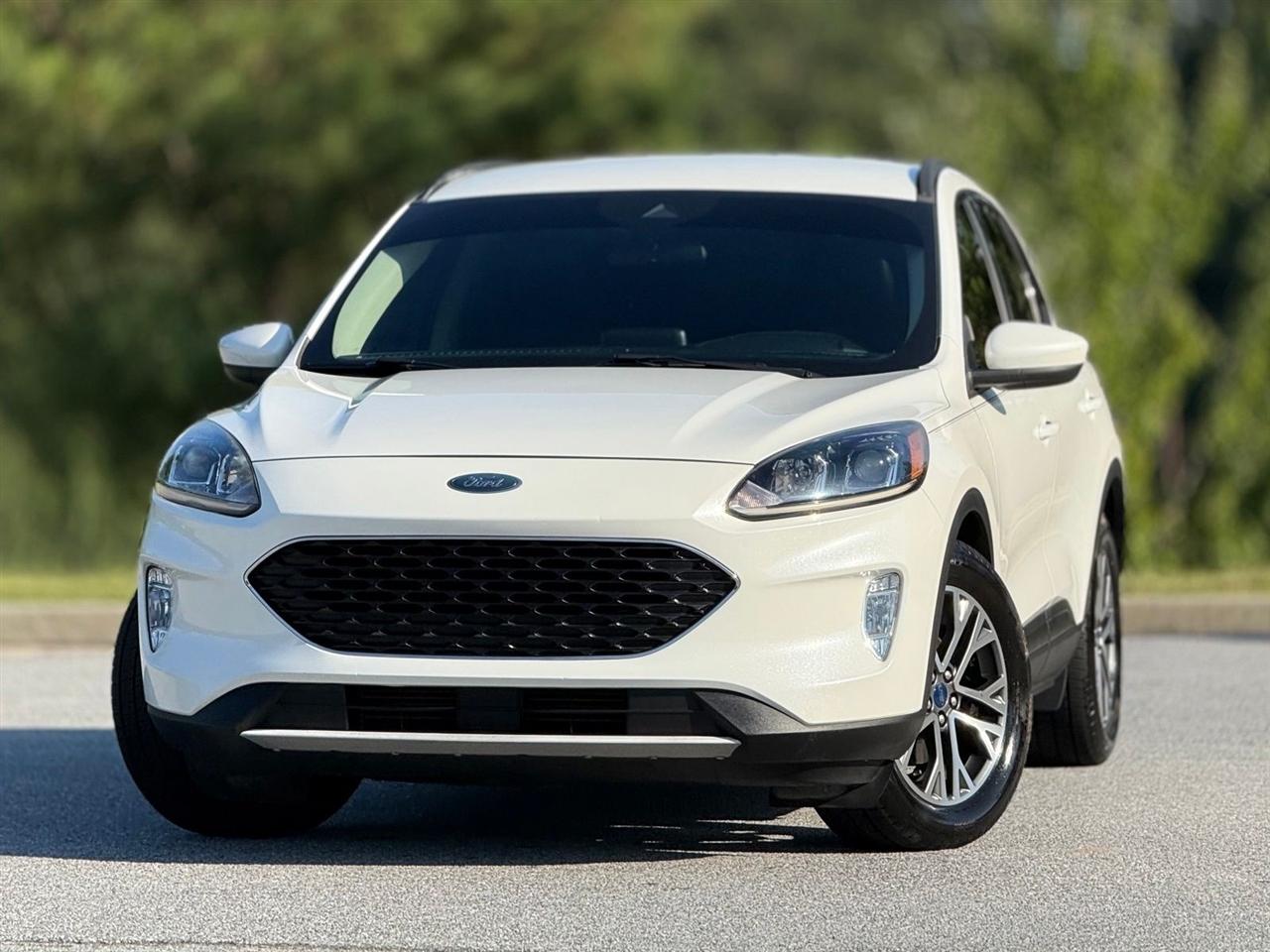Ford Escape photo 2