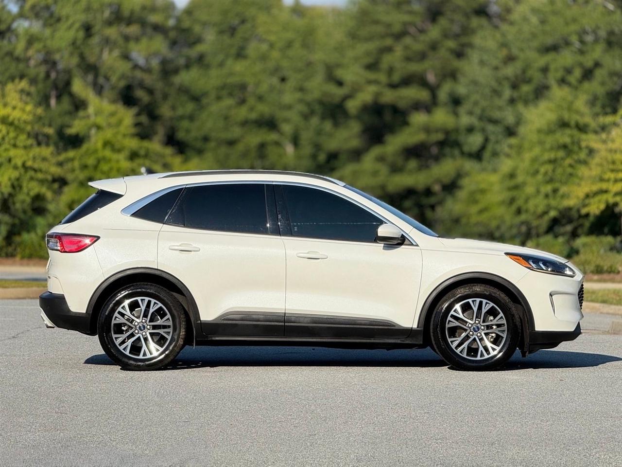 Ford Escape photo 12