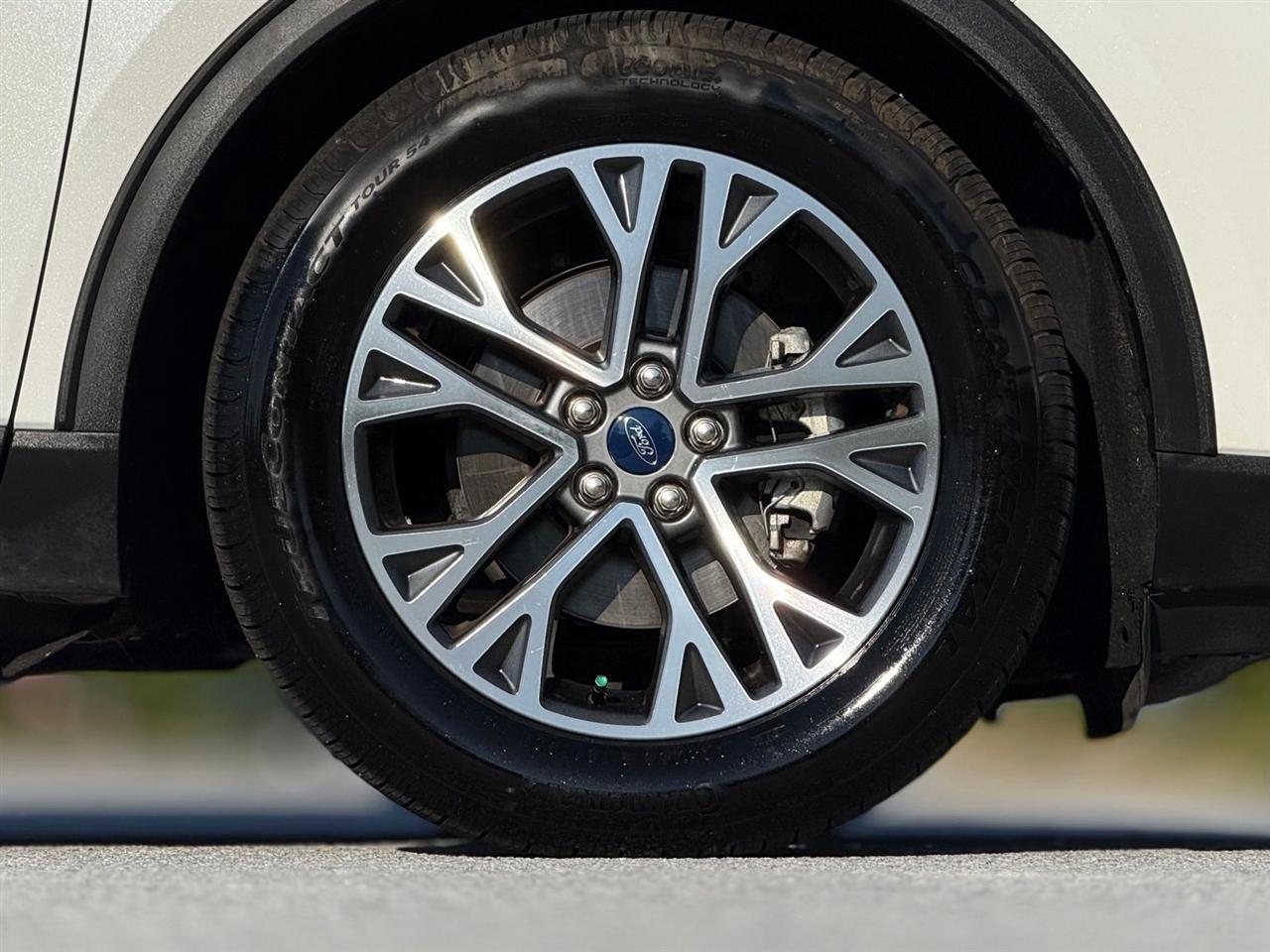 Ford Escape photo 21