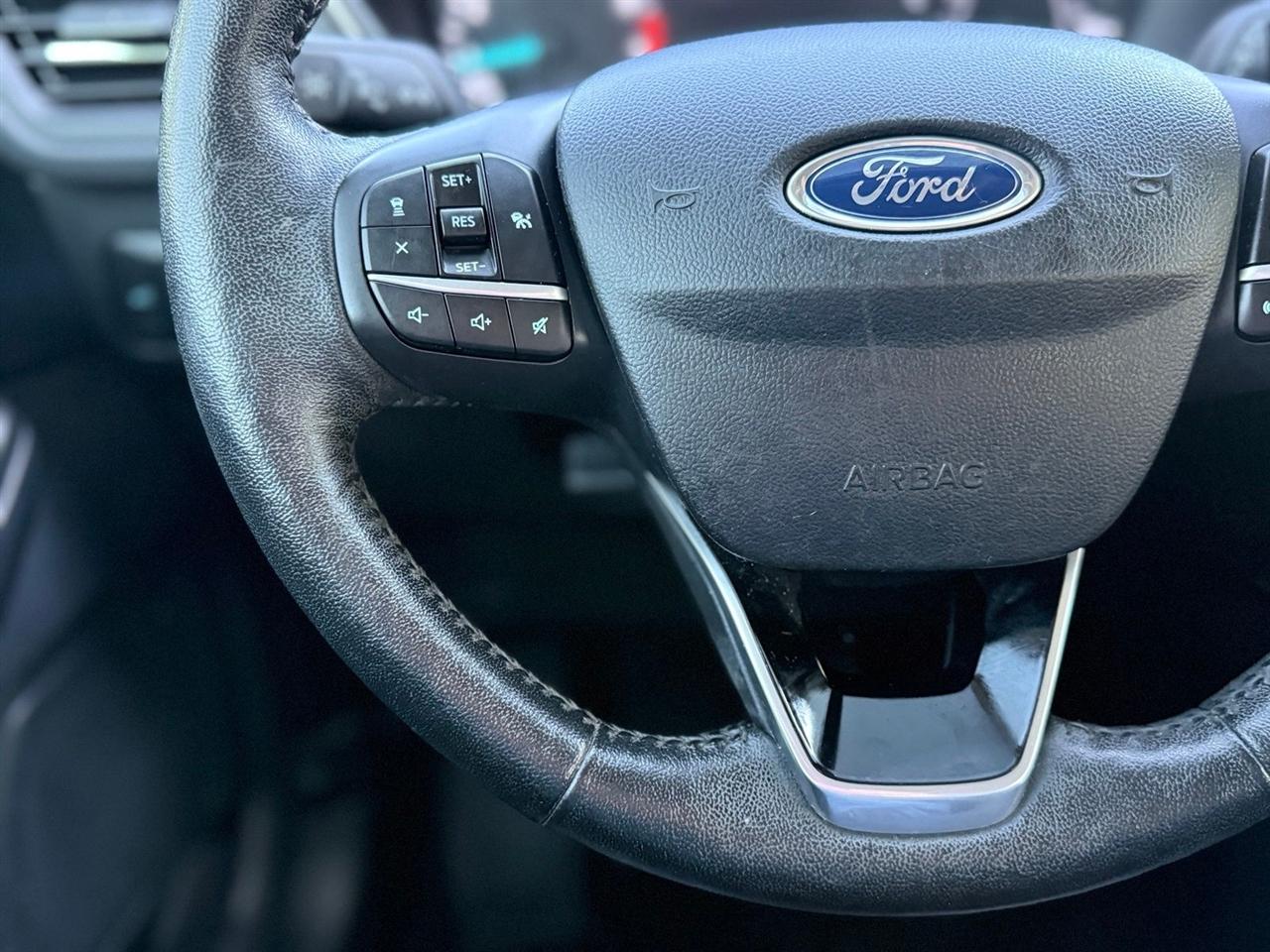 Ford Escape photo 25