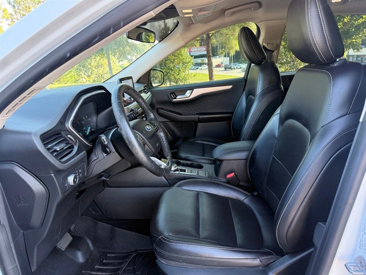Ford Escape photo 33