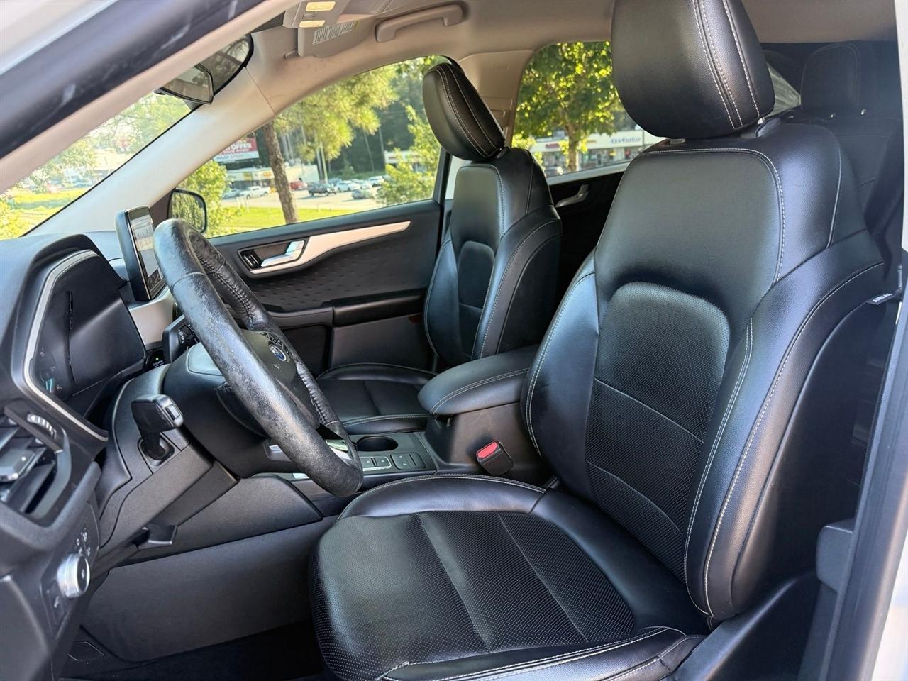 Ford Escape photo 35