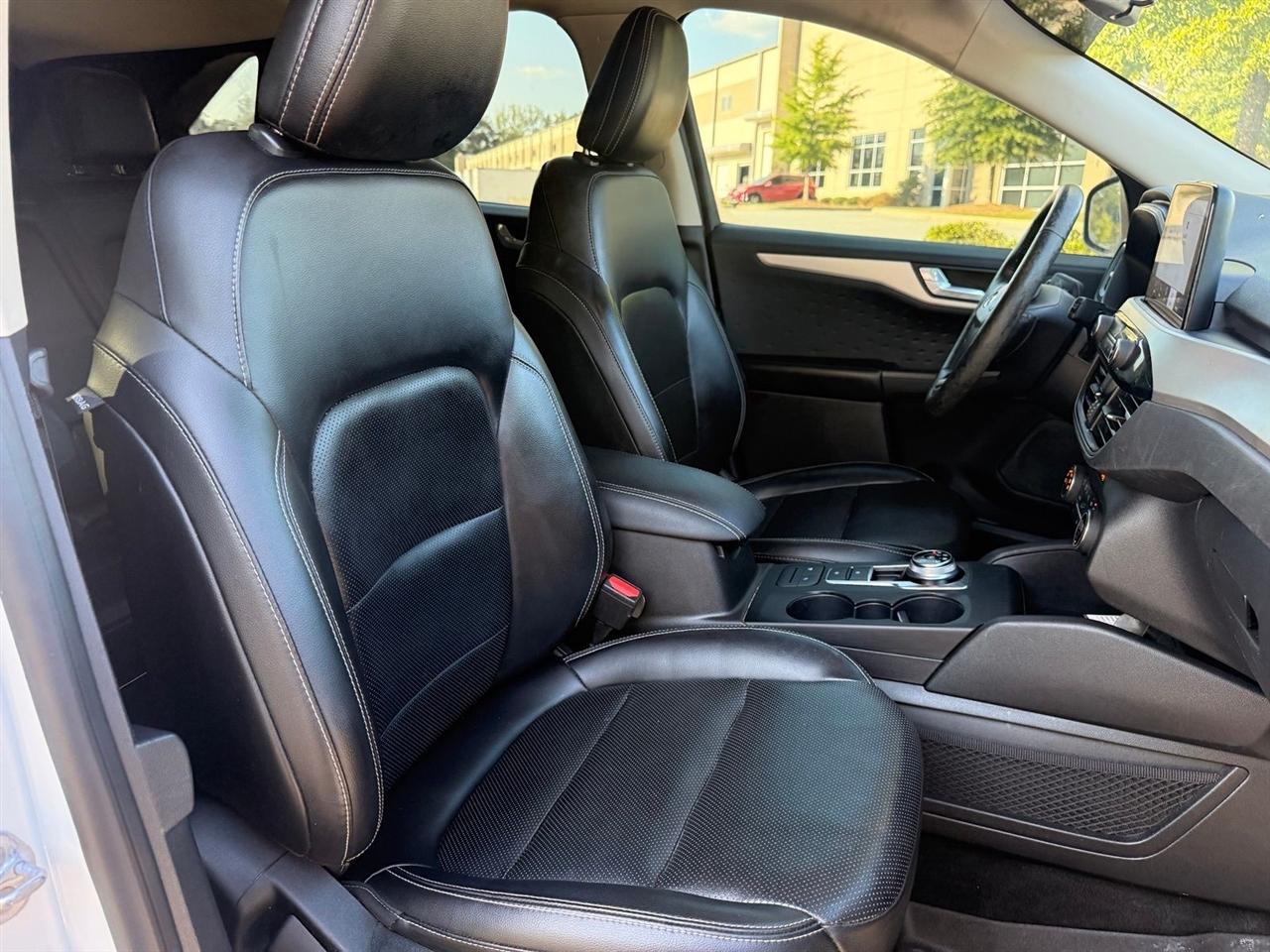 Ford Escape photo 36
