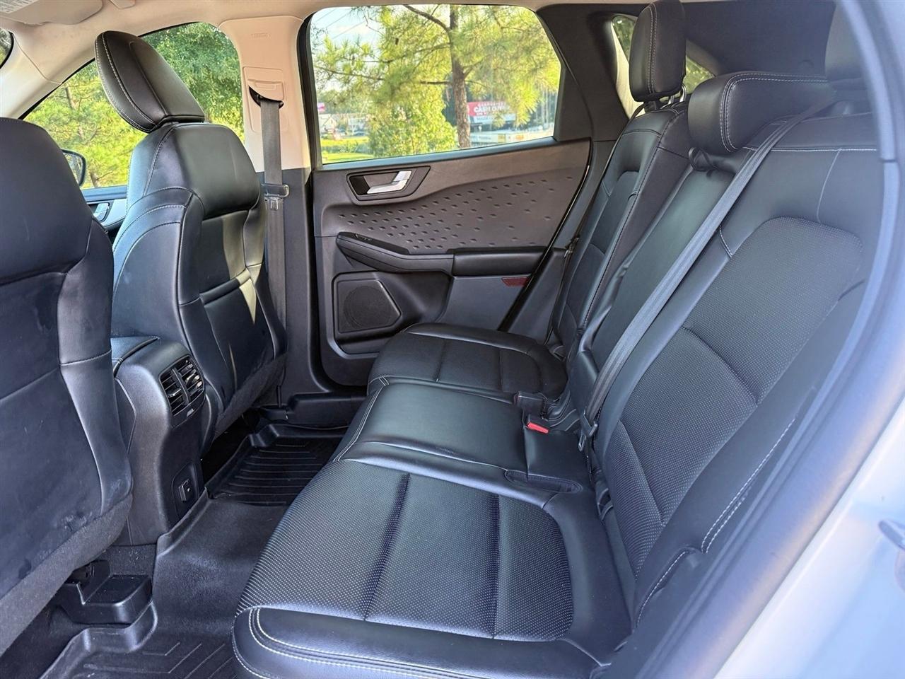 Ford Escape photo 37