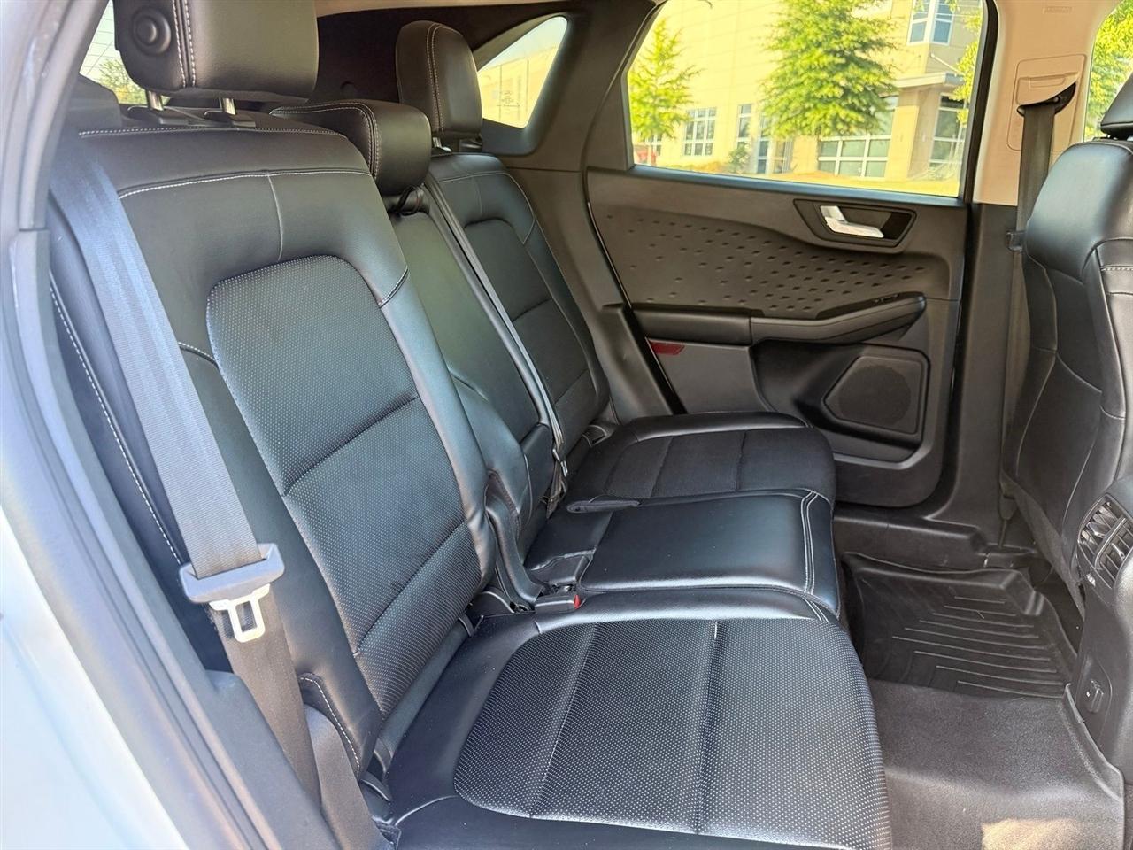 Ford Escape photo 41