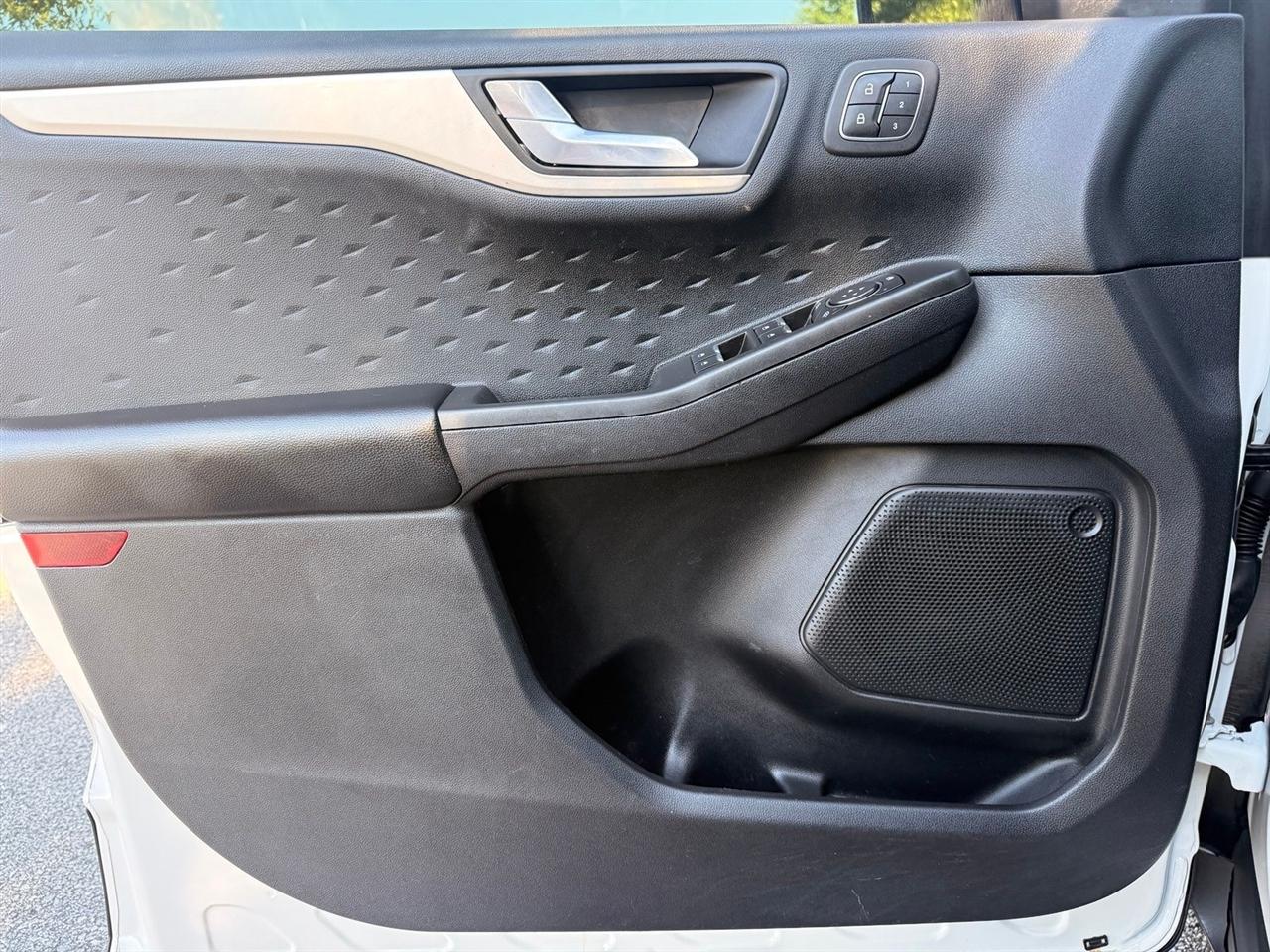 Ford Escape photo 42