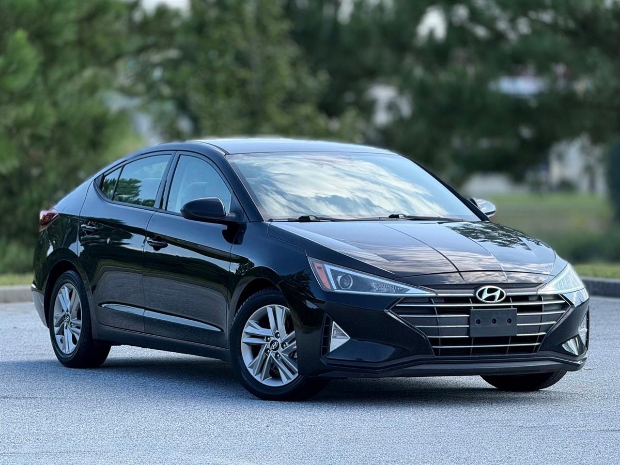 Hyundai Elantra photo 13