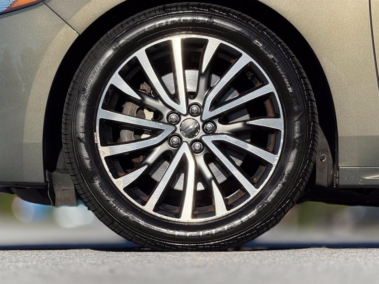Lincoln Continental  2017