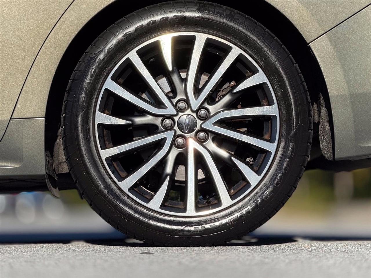 Lincoln Continental  2017