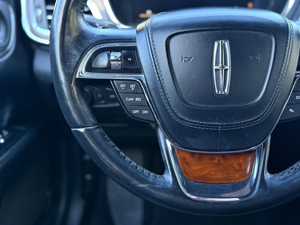 Lincoln Continental  2017