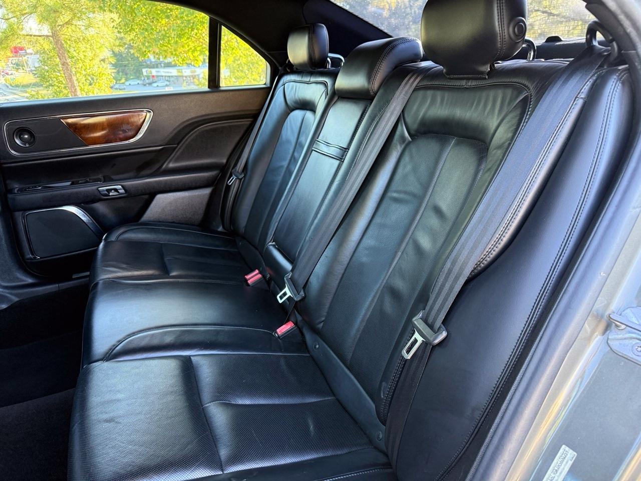 Lincoln Continental  2017