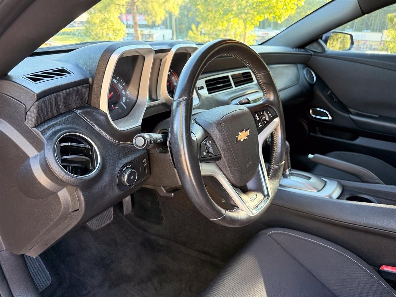 Chevrolet Camaro photo 21
