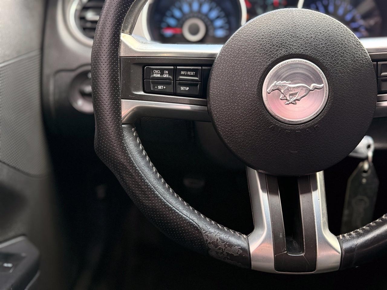 Ford Mustang  2014