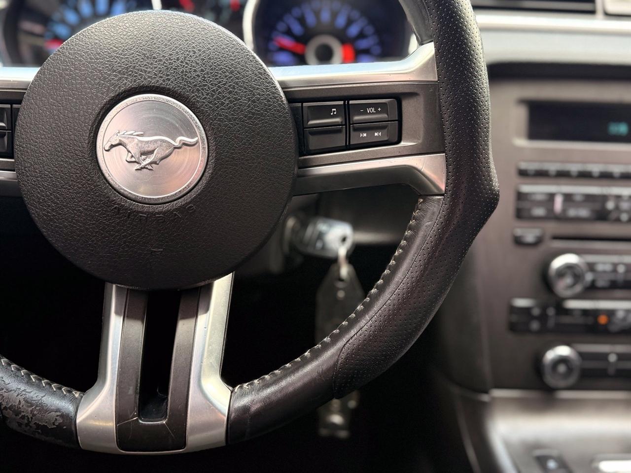 Ford Mustang  2014