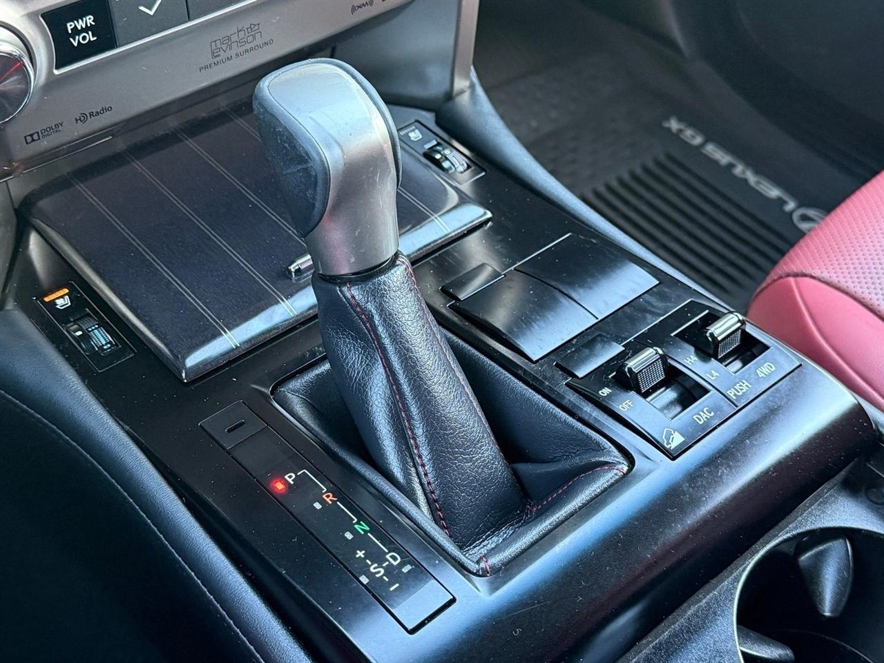 Lexus GX  2021