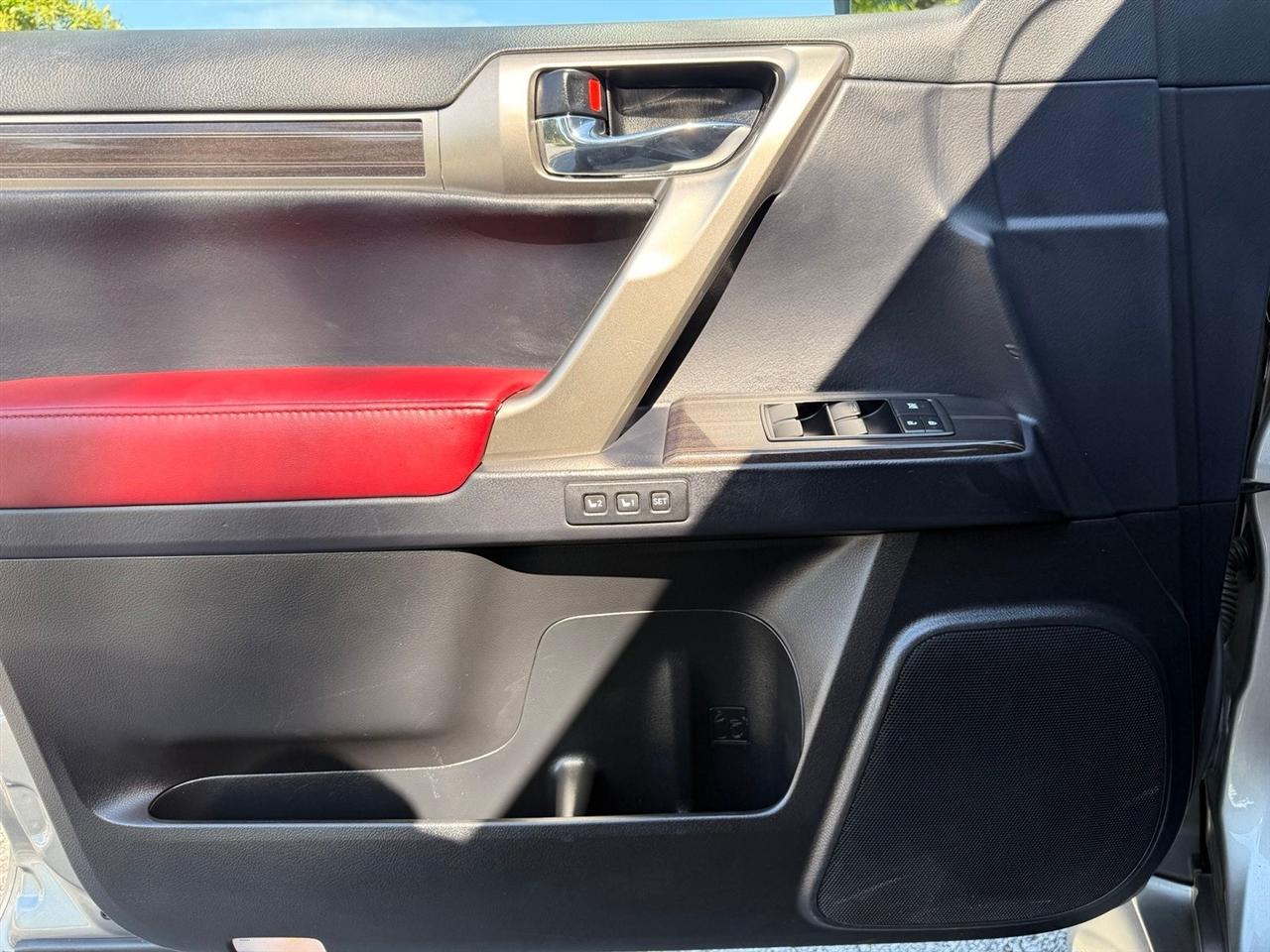 Lexus GX  2021