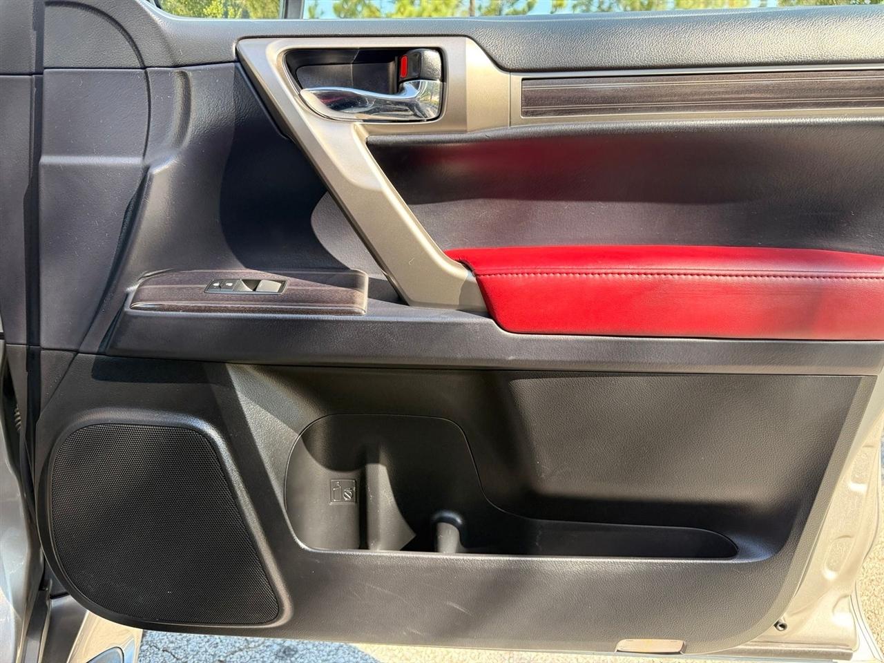 Lexus GX  2021