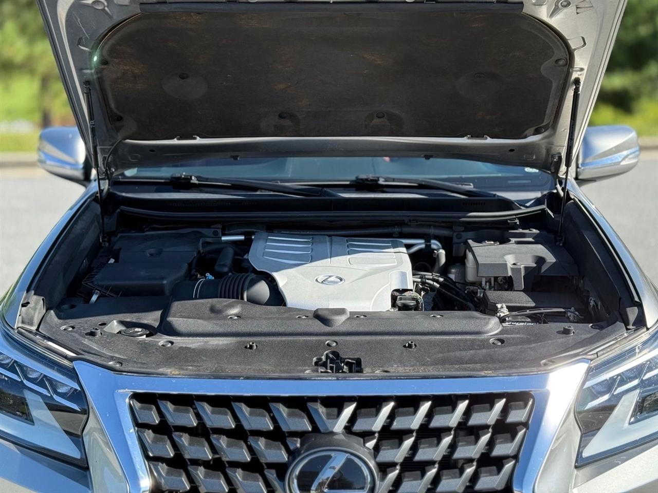 Lexus GX  2021