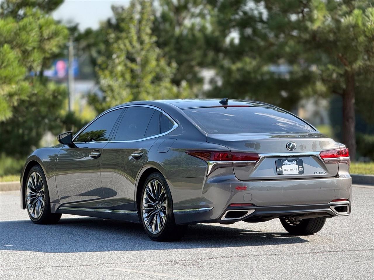 Lexus LS  2018