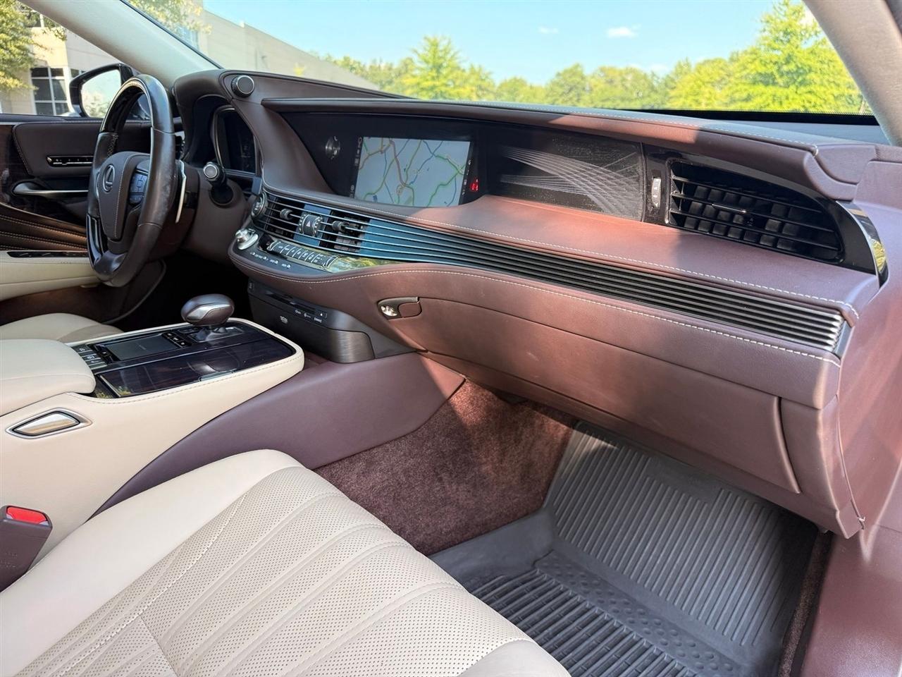 Lexus LS  2018