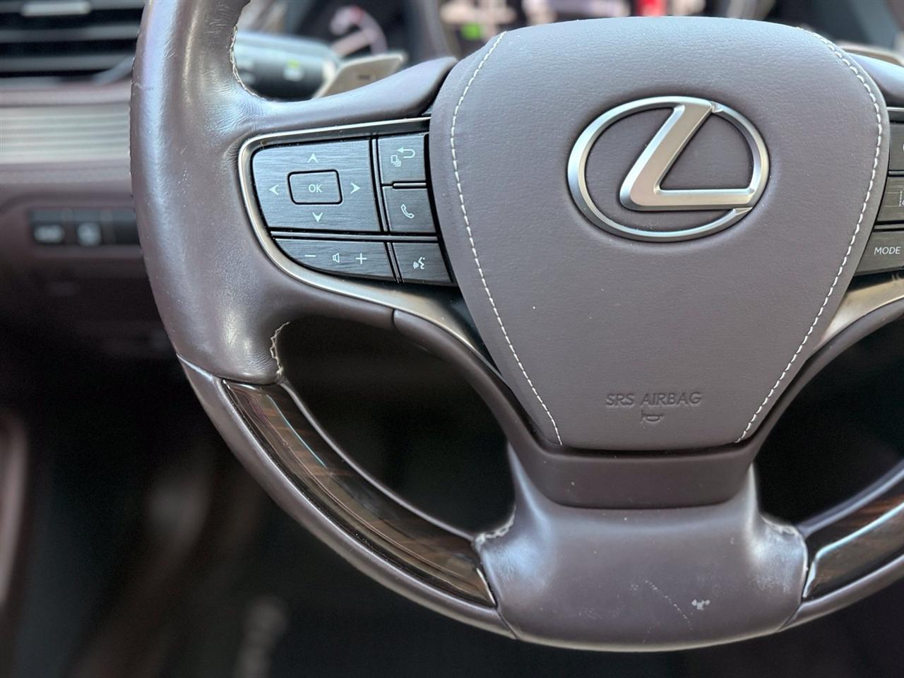 Lexus LS  2018