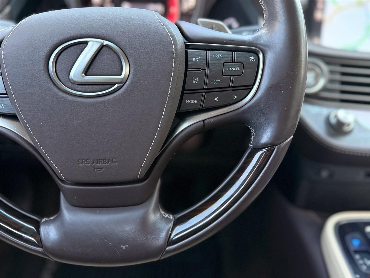 Lexus LS  2018