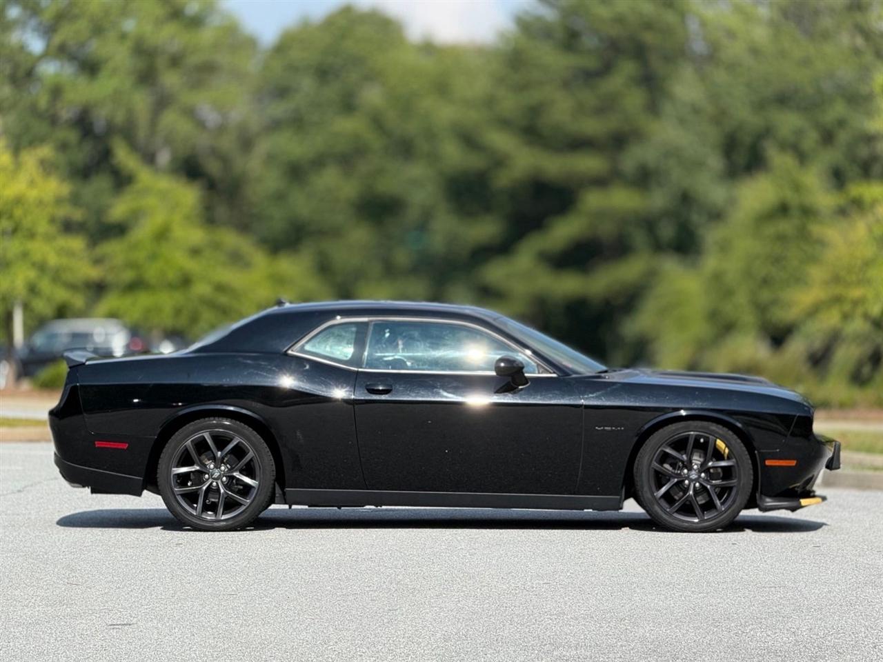 Dodge Challenger  2021