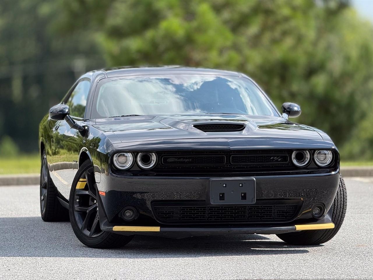 Dodge Challenger  2021