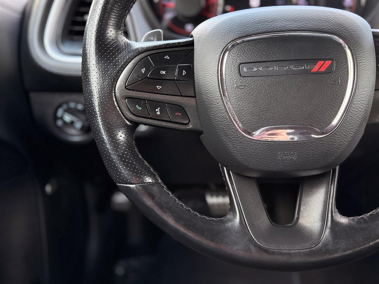 Dodge Challenger  2021
