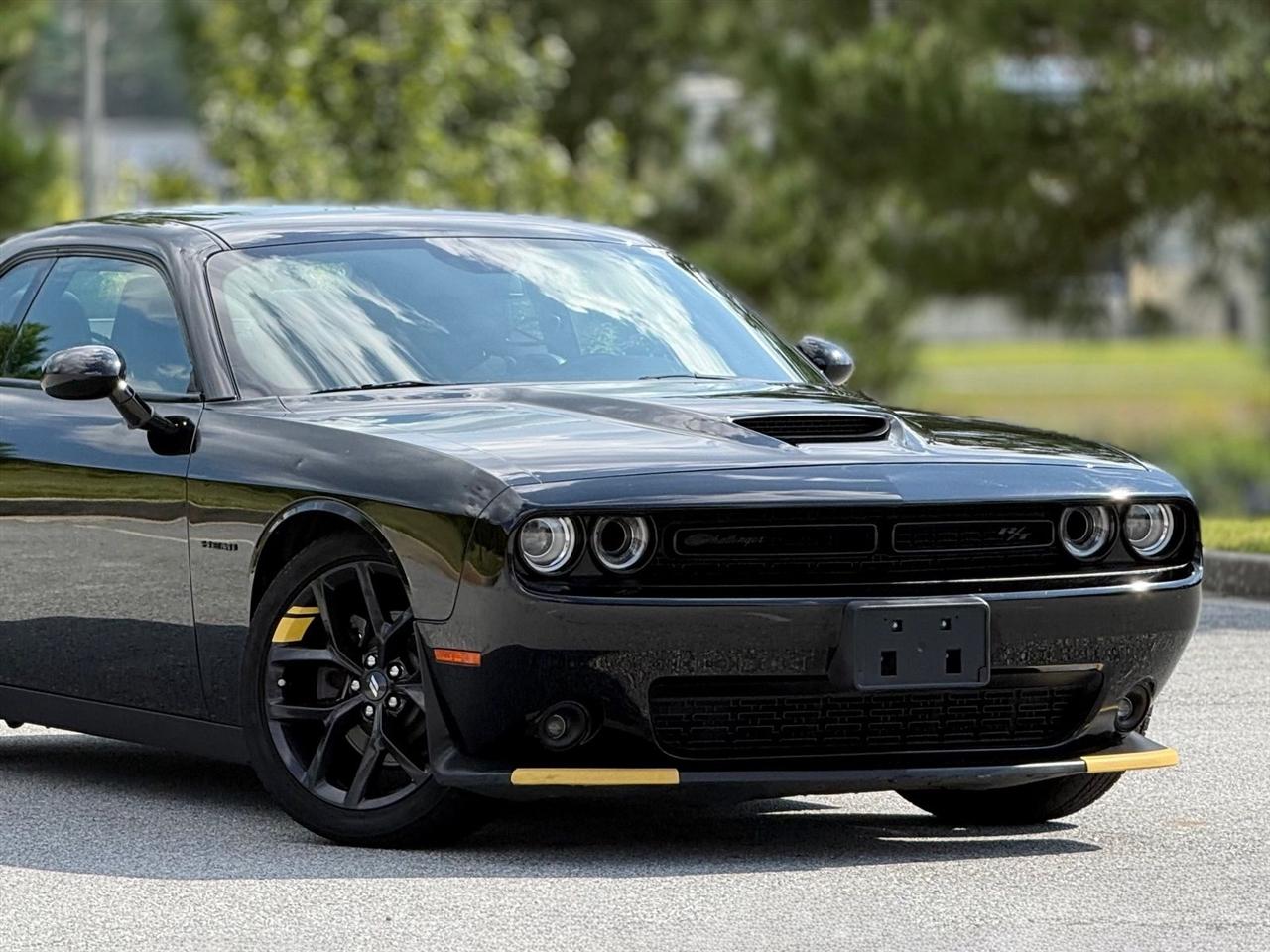 Dodge Challenger  2021