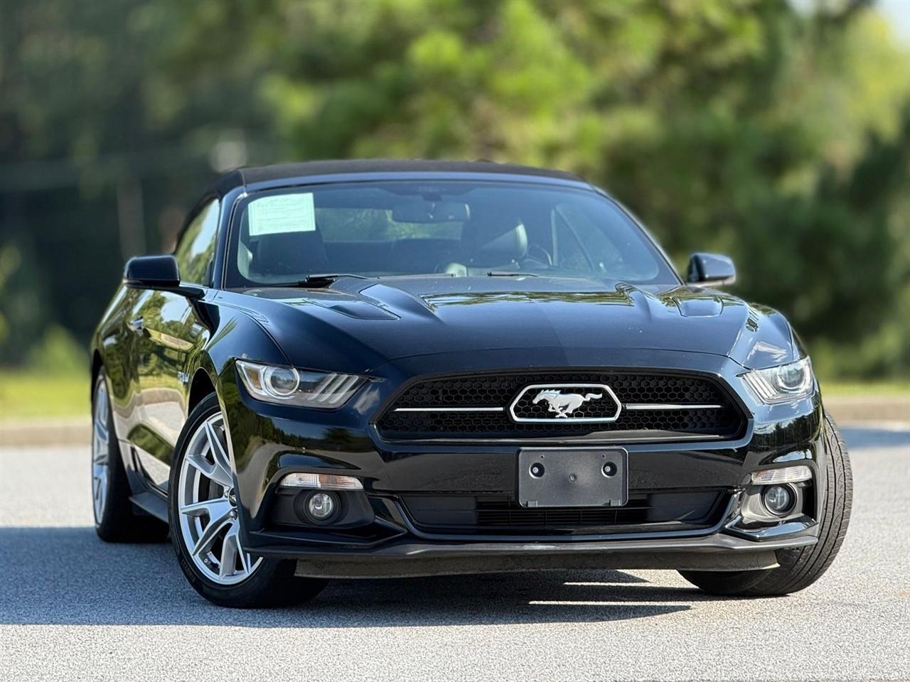 Ford Mustang photo 4
