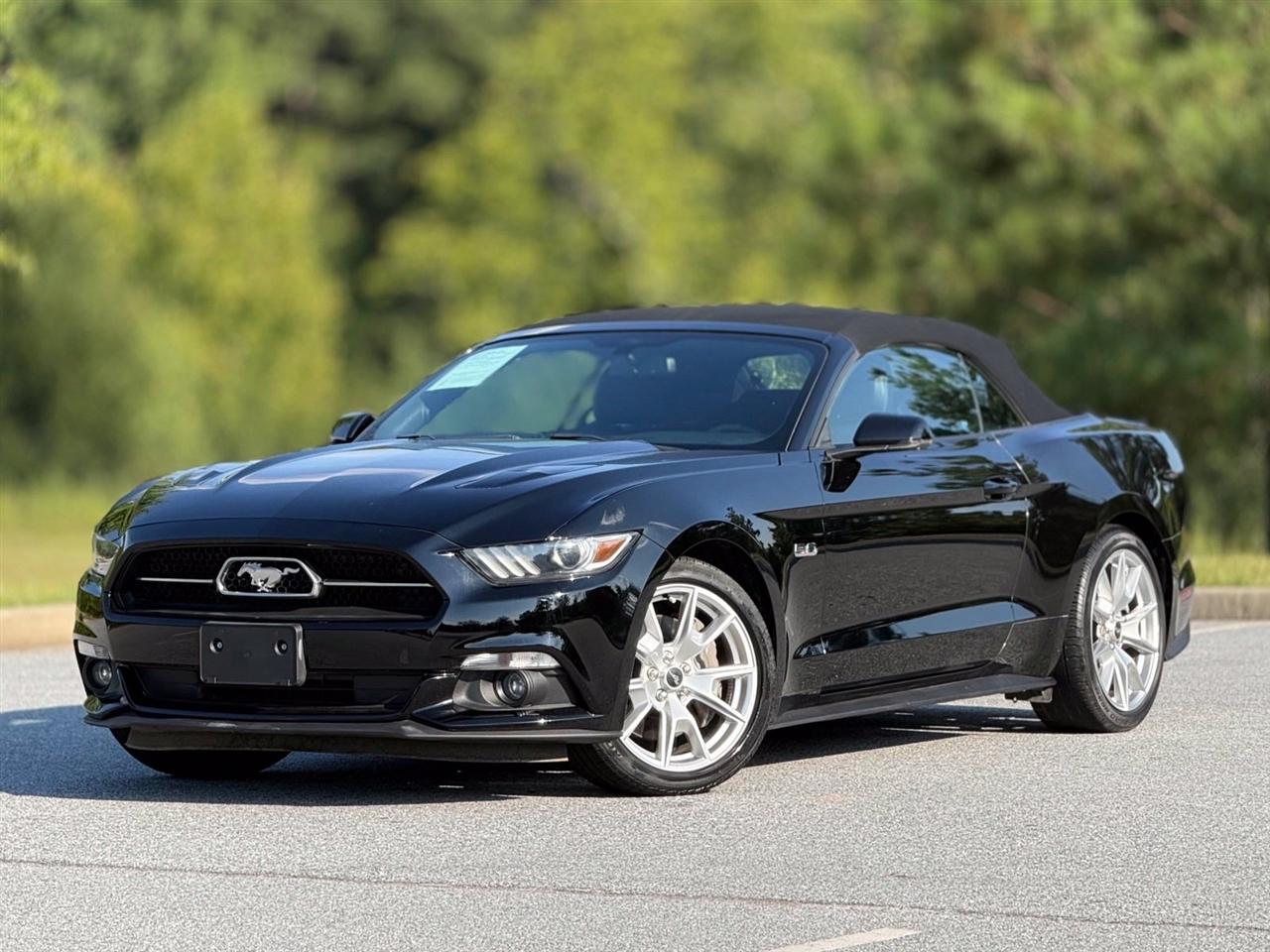Ford Mustang photo 8