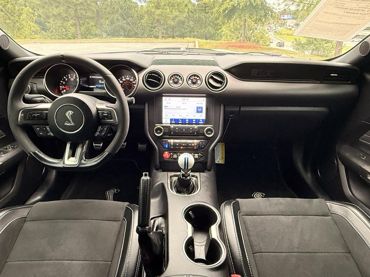 Ford Mustang photo 23