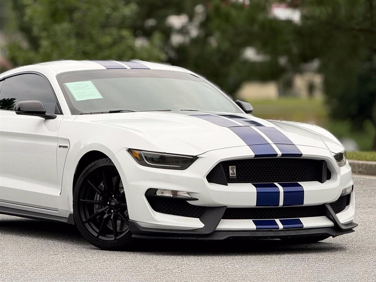 Ford Mustang photo 42