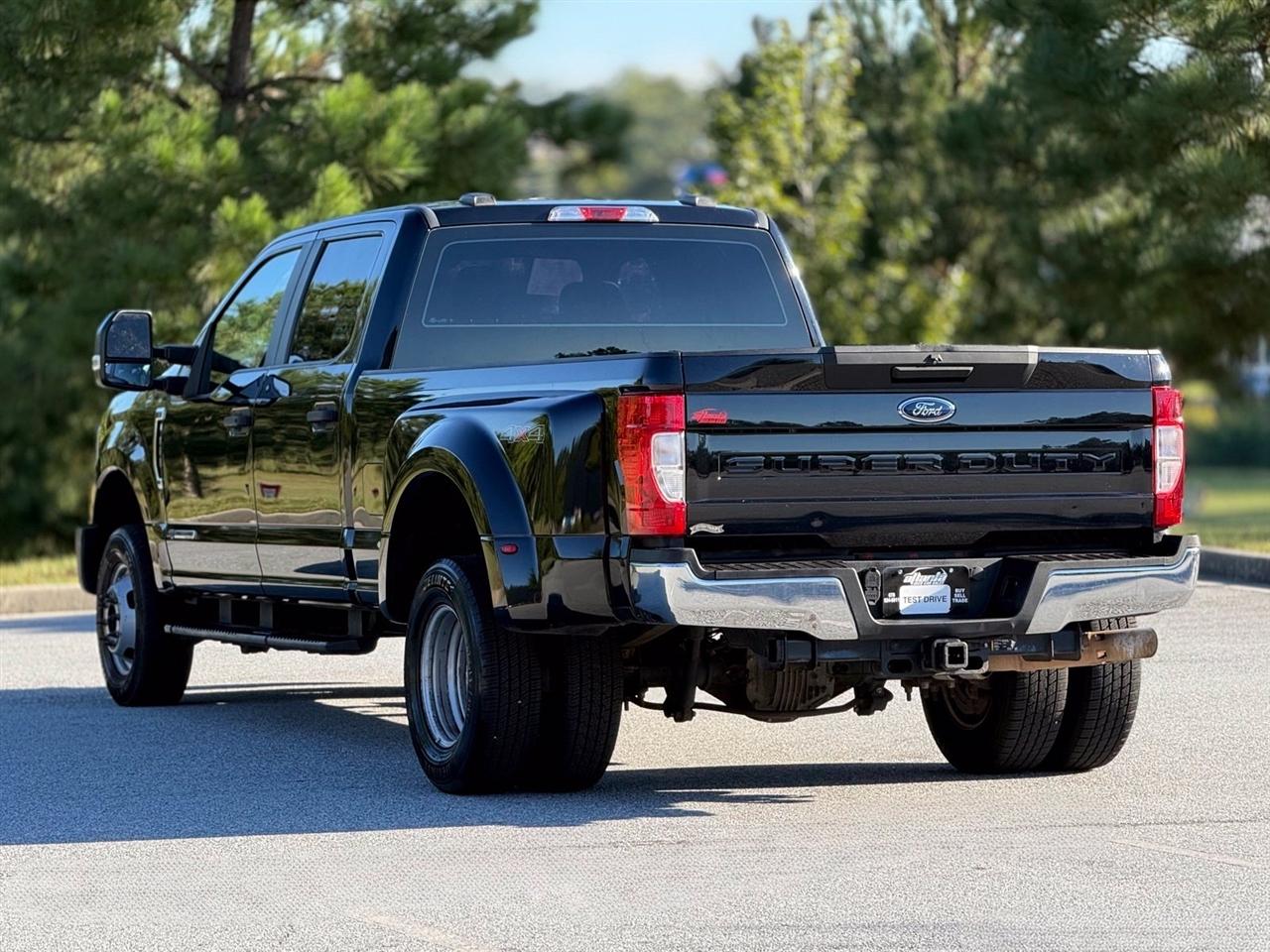 Ford F-350 photo 10