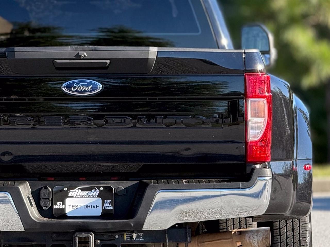 Ford F-350 photo 17