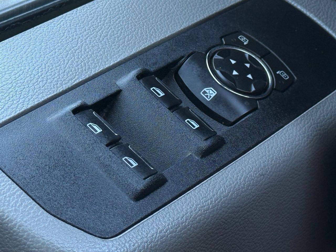 Ford F-350 photo 31