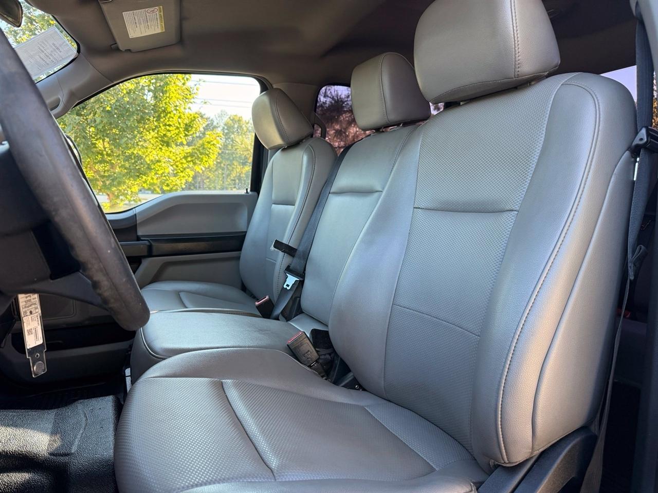 Ford F-350 photo 34