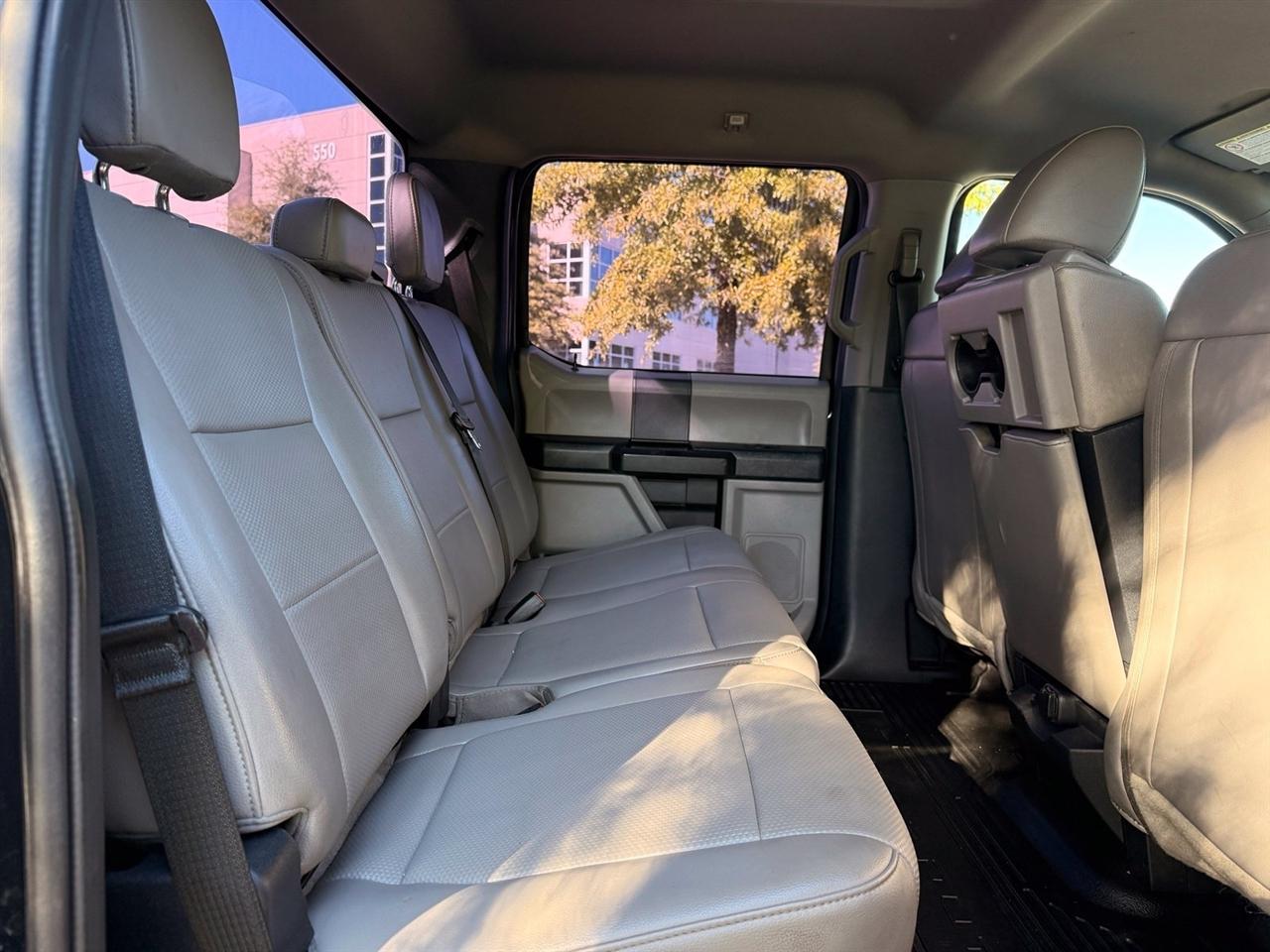 Ford F-350 photo 37