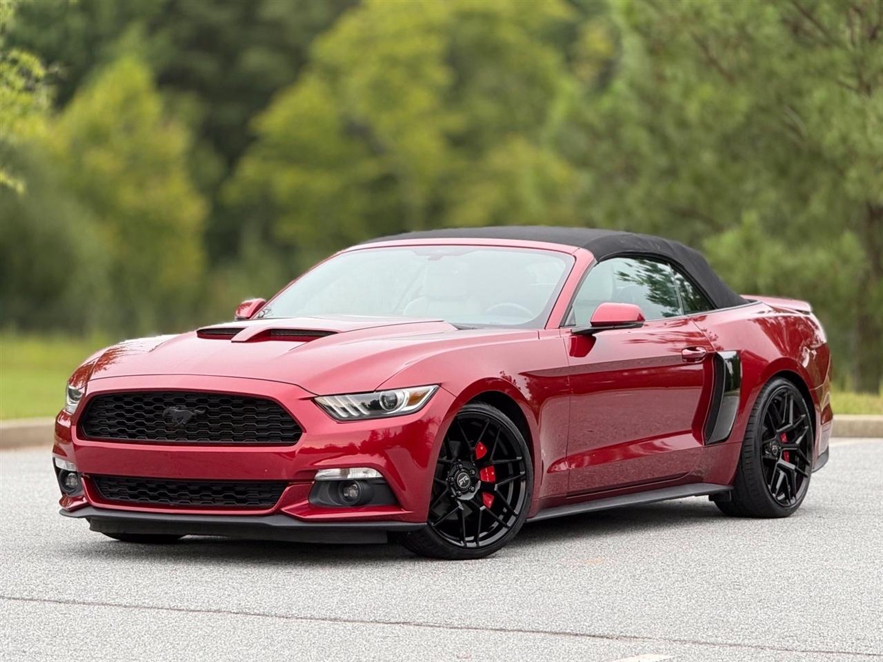 Ford Mustang photo 8