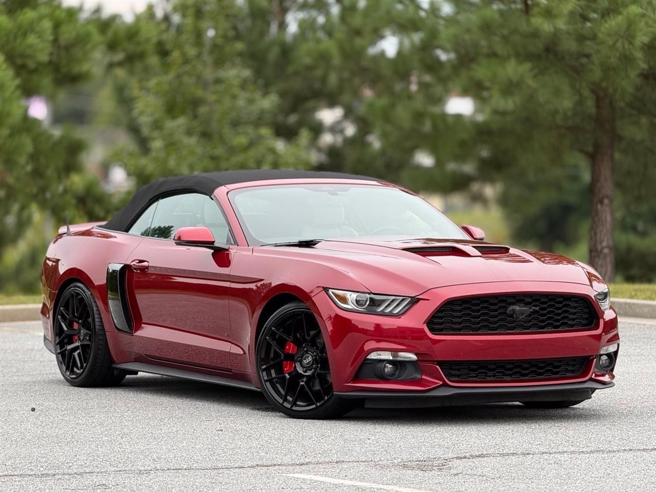 Ford Mustang photo 13