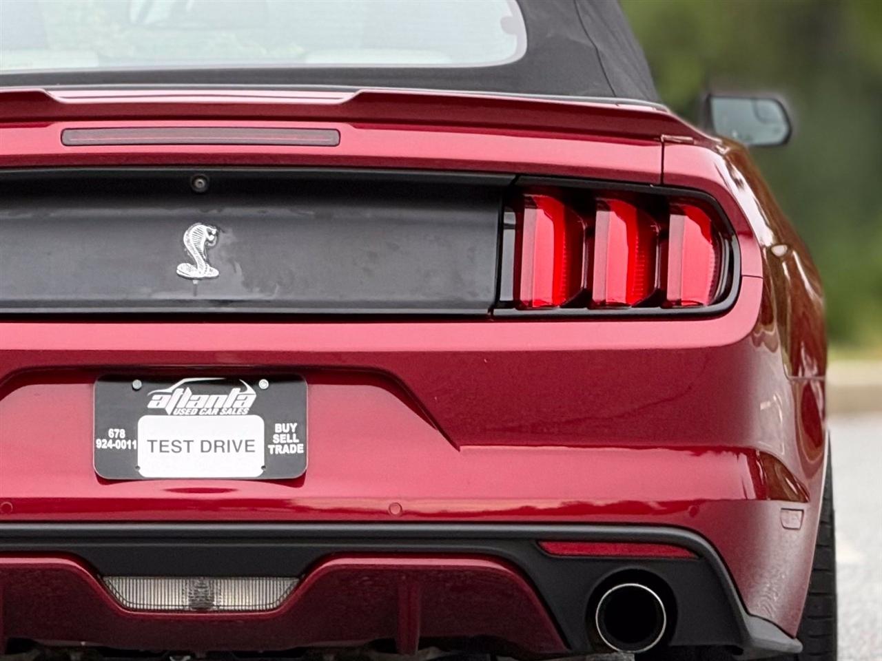 Ford Mustang photo 17